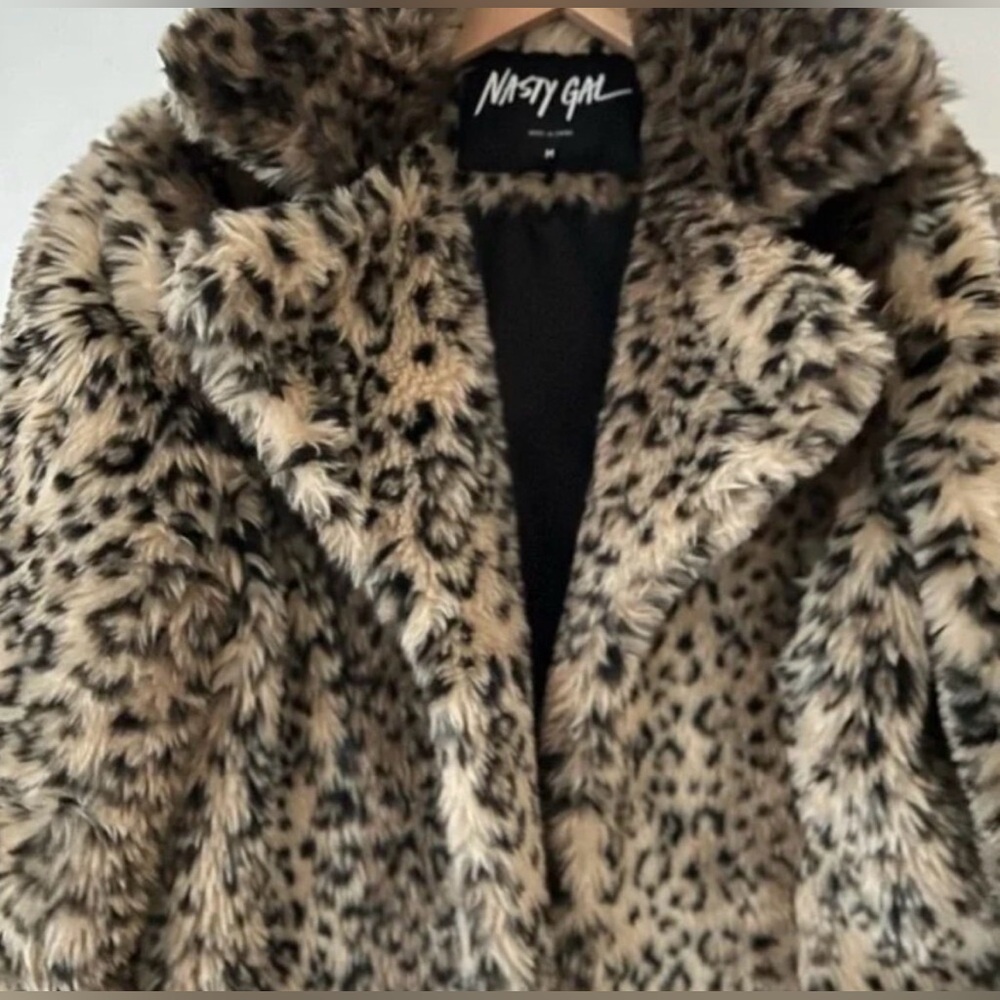 Leopard Faux Fur Teddy Coat - Picture 12 of 12
